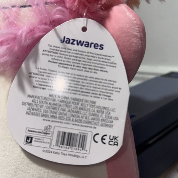 Squishmallows Caparinne NEW hug mees Pink and Cream Plush Toys - Picture 4 of 4